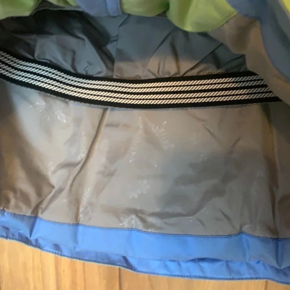 Obermeyer Phase ski / snowboard / cold weather jacket Junior Size 12